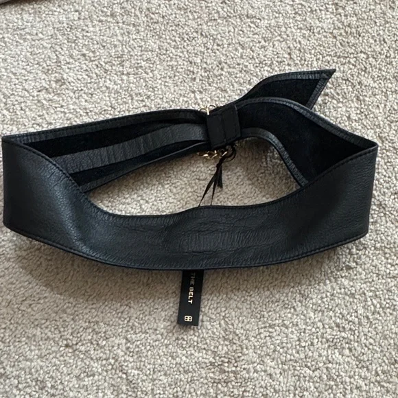 NWT B-Low the Belt Black Wrap Around Belt with Gold Chain  display picture 3